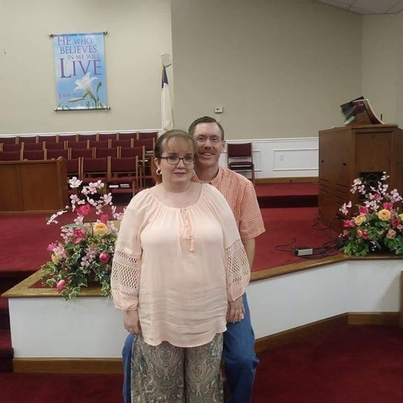 Meet your Posher, April - Picture 1 of 1